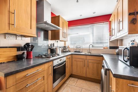 34 Wheatsheaf Close, Horsham, RH12 5TH