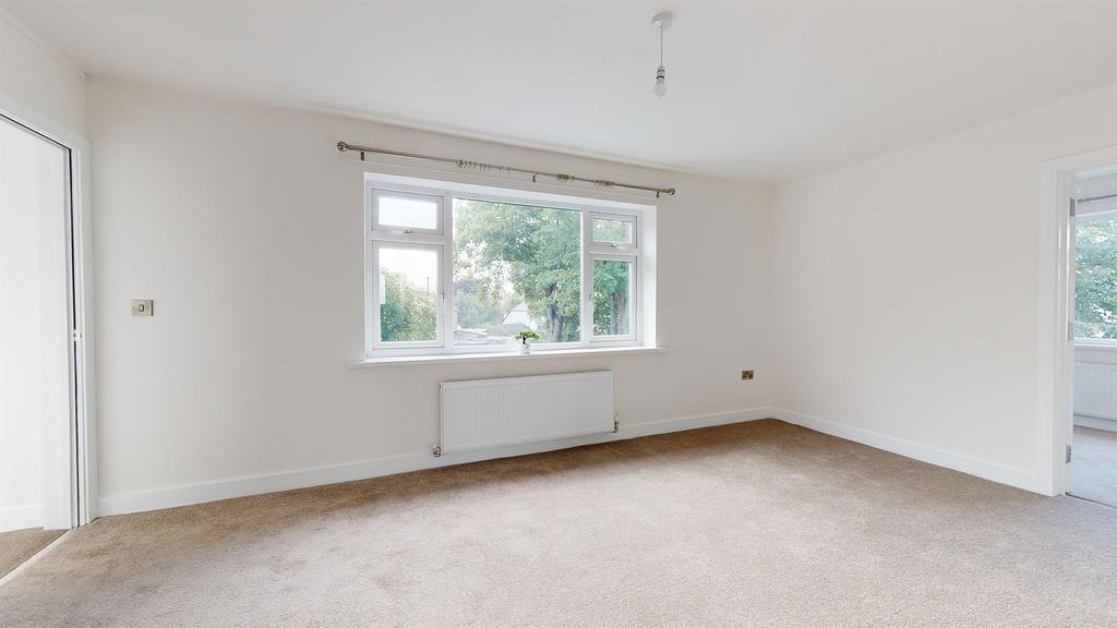 Flat 18 Russell Court NG10 4 LT Flat 18 Russell Cou
