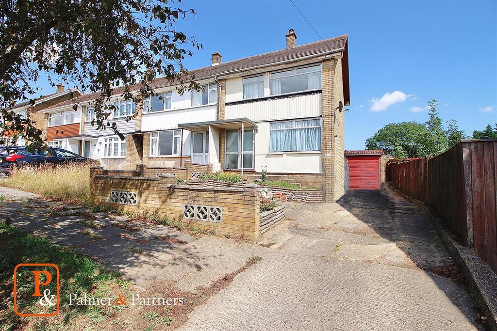 Bridgwater Road, Ipswich 3 bed end of terrace house £220,000