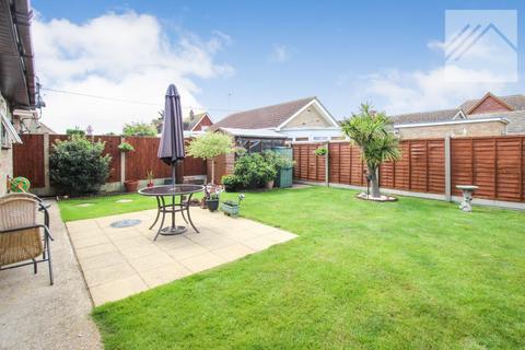 3 bedroom bungalow for sale, Haven Road, Canvey Island