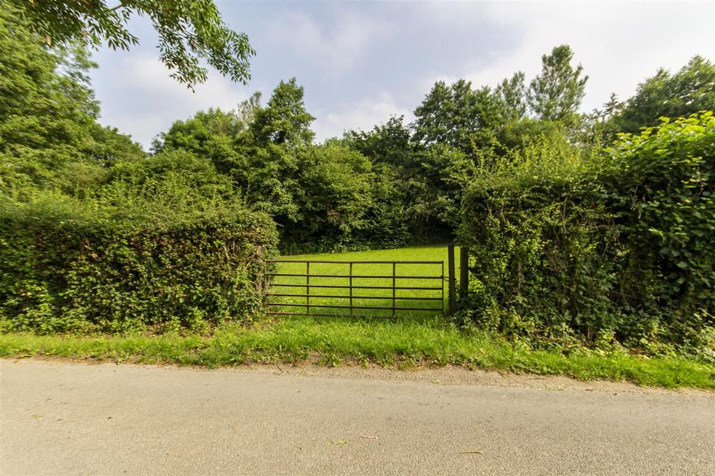 Building Plot off Birkin Lane, Wingerworth, Chesterfield Plot £300,000