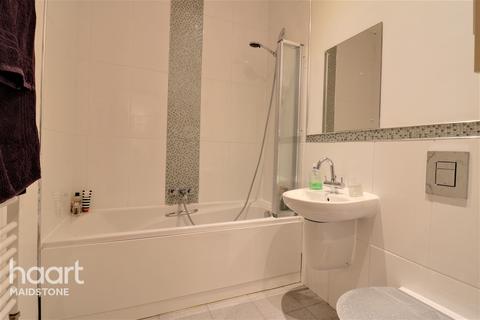 4 Cornhill Place, Maidstone, ME15 6GX