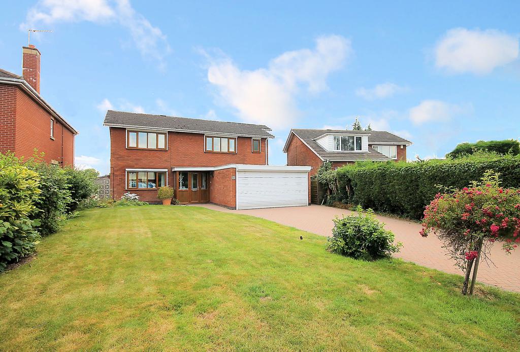 High Street, Polesworth, Tamworth... 4 bed detached house £400,000