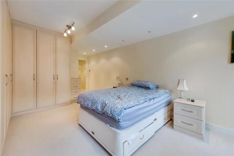 25 Oak Lodge Close, Stanmore, HA7 4QB