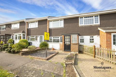97 Thornhill, North Weald, Epping, CM16 6DP