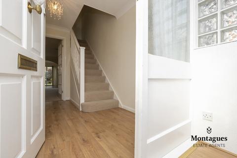 97 Thornhill, North Weald, Epping, CM16 6DP