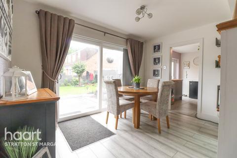 15 Keble Close, Nythe, Swindon, SN3 3NN