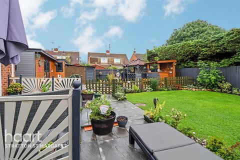 15 Keble Close, Nythe, Swindon, SN3 3NN