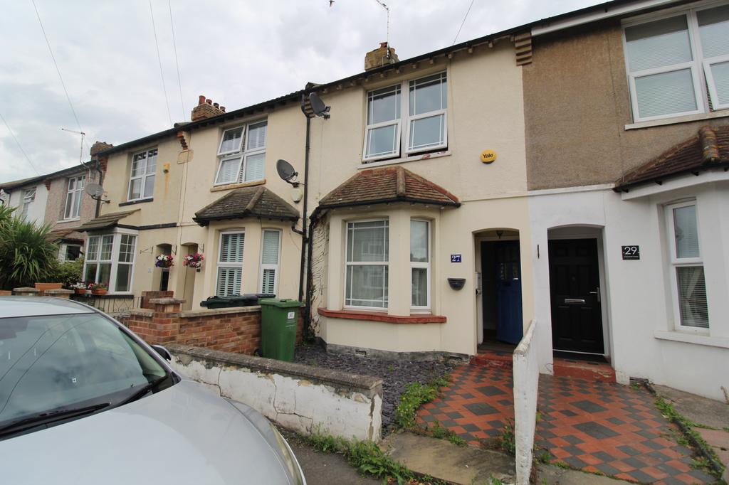 Knockhall Chase, Dartford, Kent, DA9 2 bed terraced house £1,150 pcm