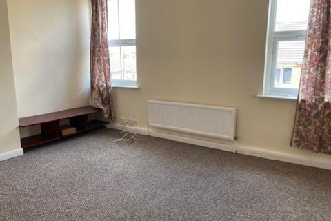 2 bedroom flat to rent, Portland Street, Lincoln