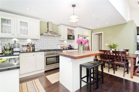 3 bedroom terraced house to rent - Lavender Grove, Hackney, London, E8