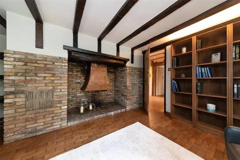 18 Grantchester Road, Trumpington, Cambridge, CB2 9LH
