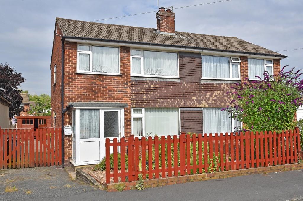 Olive Way, Harrogate 3 bed semidetached house £215,000