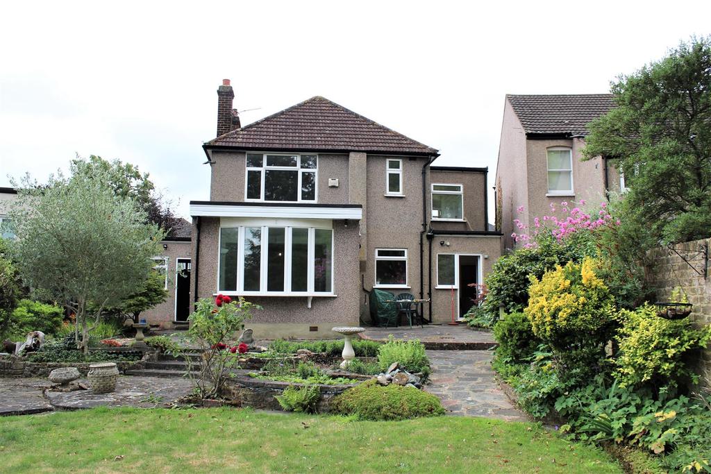 Knoll Road, Bexley 4 bed detached house £2,200 pcm (£508 pw)