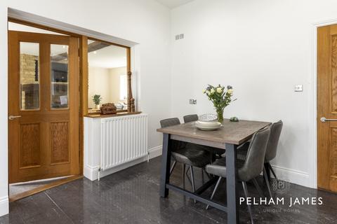 Maple Cottage Gretton Road, Harringworth, Corby, NN17 3AD