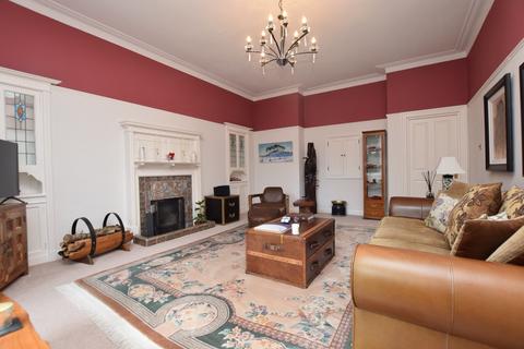 Flat 1, Eastfield New Road, Rattray, Blairgowrie, PH10 7DJ