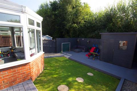 71 Delphinium Way, Lower Darwen, Darwen, BB3 0SX