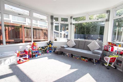 71 Delphinium Way, Lower Darwen, Darwen, BB3 0SX
