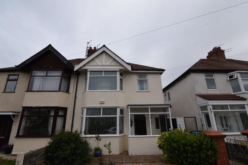 Sandicroft Road, Blackpool 3 bed semidetached house £615 pcm (£142 pw)