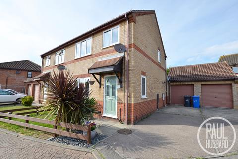7 Charter Way, Lowestoft, NR33 8UT