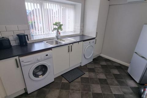 18 Bromyard Close, Bootle, L20 4UY