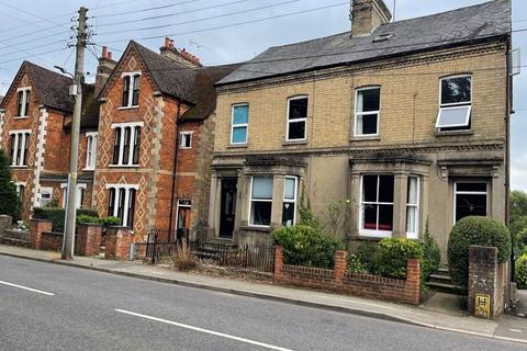9 Brackley Road, Buckingham, MK18 1JD