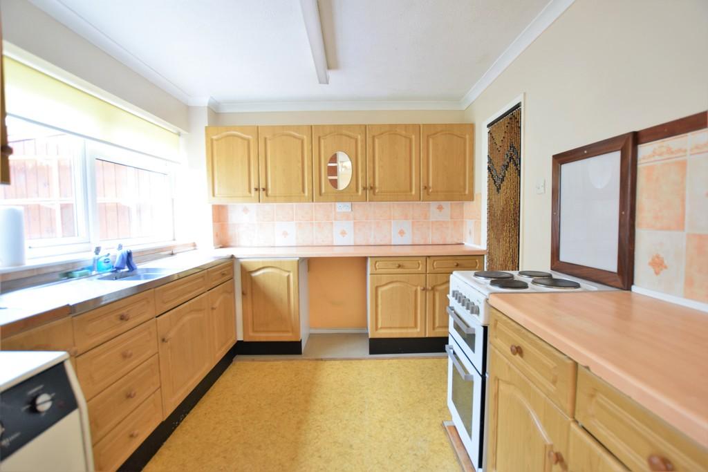 Keelers Way, Great Horkesley, CO6 4EE 3 bed semidetached house £310,000