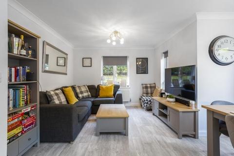 78 Hill View, Dorking, RH4 1SY
