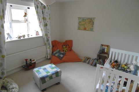 10 Bunch Way, Haslemere, GU27 1ER