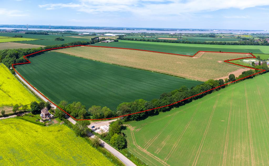 Caistor Road, Barrow upon Humber DN19 Farm land £950,000