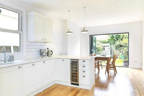 undefined, Balmoral Road, Kingston, KT1