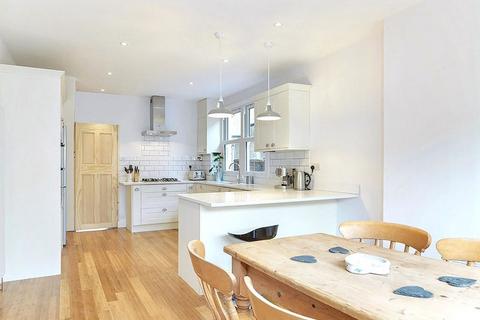 undefined, Balmoral Road, Kingston, KT1