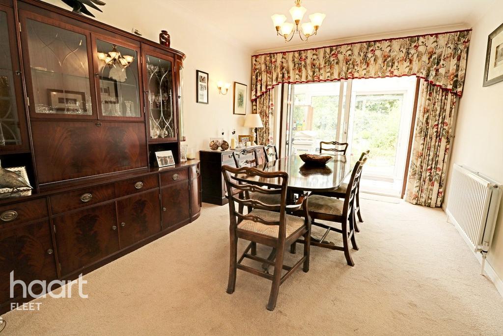 Empress Avenue, Farnborough 5 bed detached house £799,950