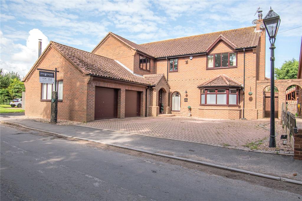 Jeffrey Lane, Belton, Doncaster, North Lincolnshire, DN9 5 bed detached