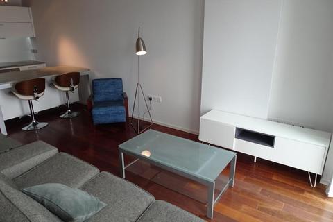 1 bedroom apartment to rent, Beetham Tower, 10 Holloway Circus, B1 1BY
