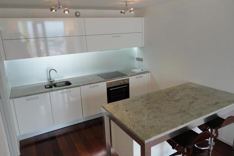 1 bedroom apartment to rent, Beetham Tower, 10 Holloway Circus, B1 1BY
