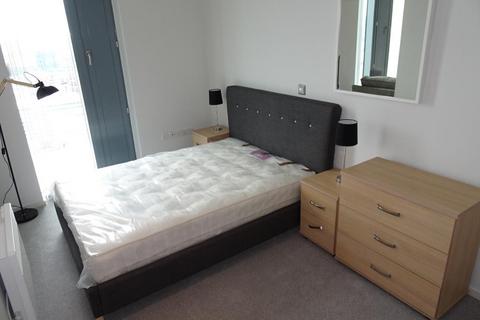1 bedroom apartment to rent, Beetham Tower, 10 Holloway Circus, B1 1BY