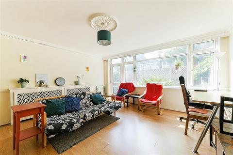 23 Blincoe Close, London, SW19 5PP