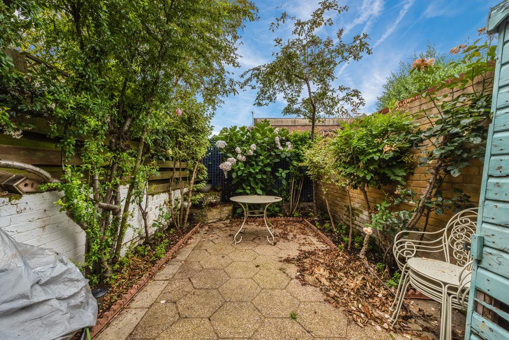 House in London - View 3