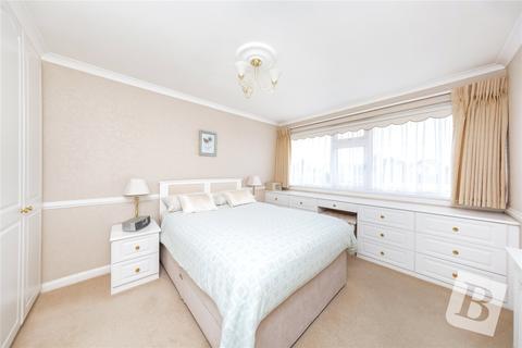 18a Briscoe Road, Rainham, RM13 9QF