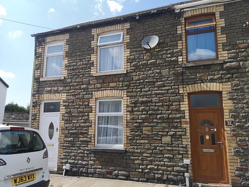 Mary Street, Seven Sisters, Neath, Neath Port Talbot. 3 bed end of