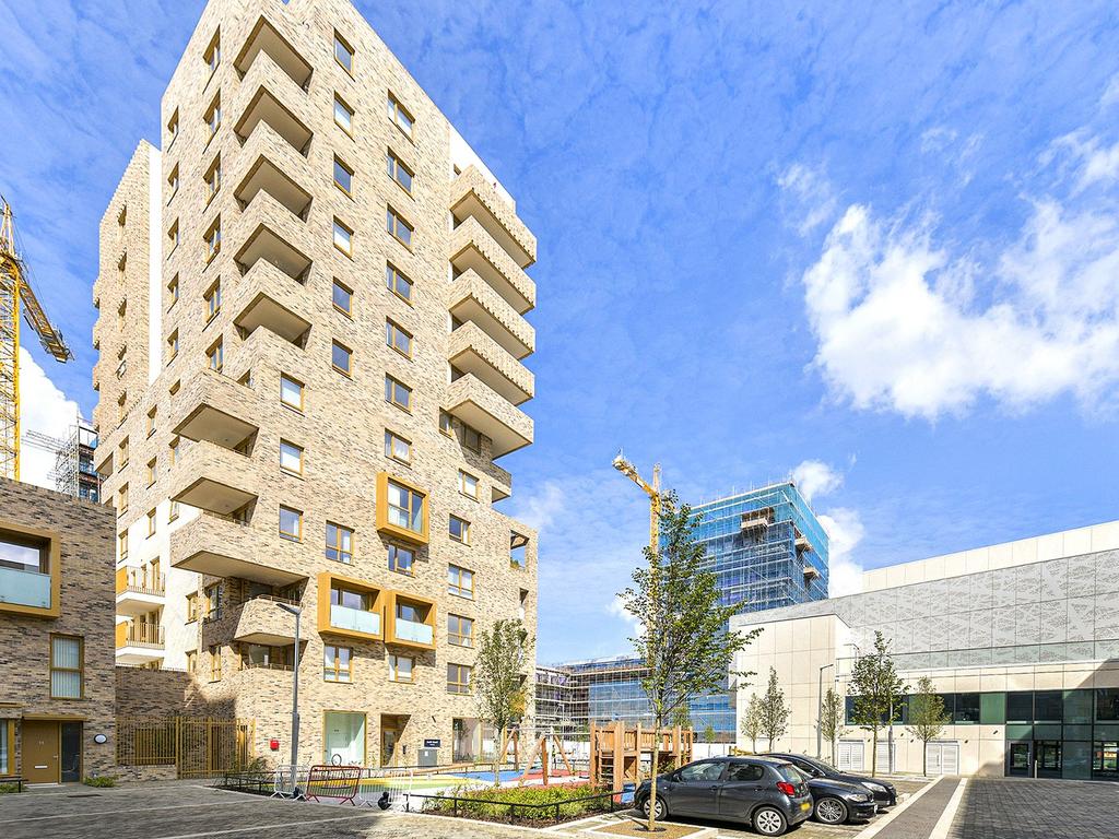 Swift Court