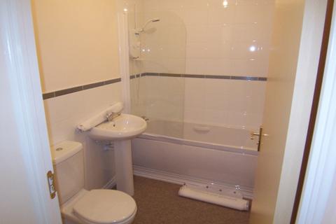 2 bedroom flat to rent, Waterfall Close, Wilnecote, B77