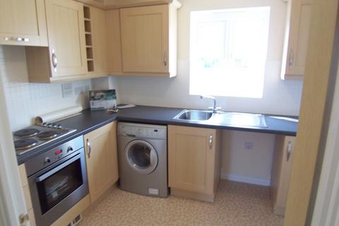 2 bedroom flat to rent, Waterfall Close, Wilnecote, B77