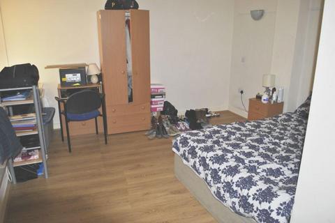 2 bedroom flat to rent, Morledge Street, Leicester, LE1