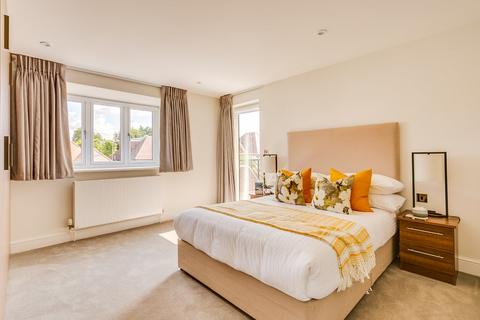 2 bedroom apartment to rent, Oakview Lodge, Beechcroft Avenue, Golders Green, NW11