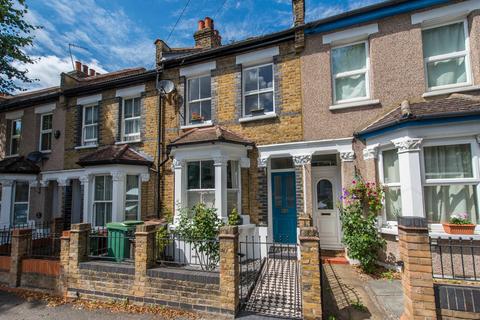37 Tharp Road, Wallington, SM6 8LG