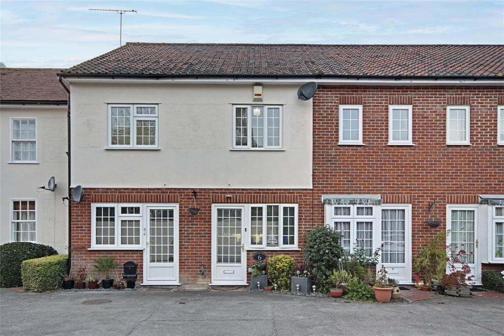 Bell Street, Sawbridgeworth, Hertfordshire 2 bed flat £925 pcm (£213 pw)