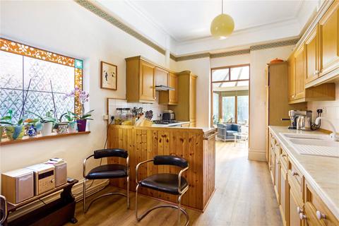 Teme Lodge Teme Road, Cheltenham, GL52 6UE