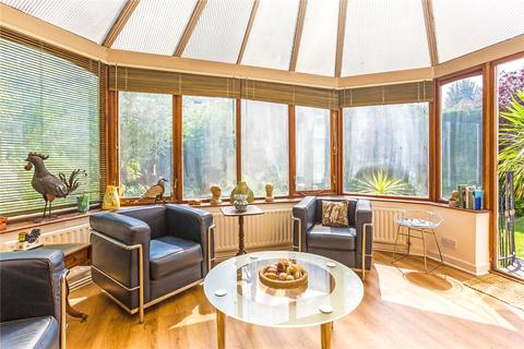 Teme Lodge Teme Road, Cheltenham, GL52 6UE